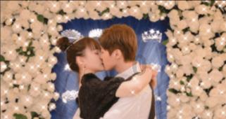 演员“强行扮嫩”的风又刮到了江苏卫视剧里，一脸疲态穿校服真尬